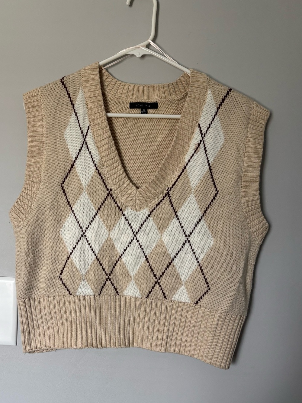 Love Tree Beige Argyle Knit V-Neck Sweater Vest